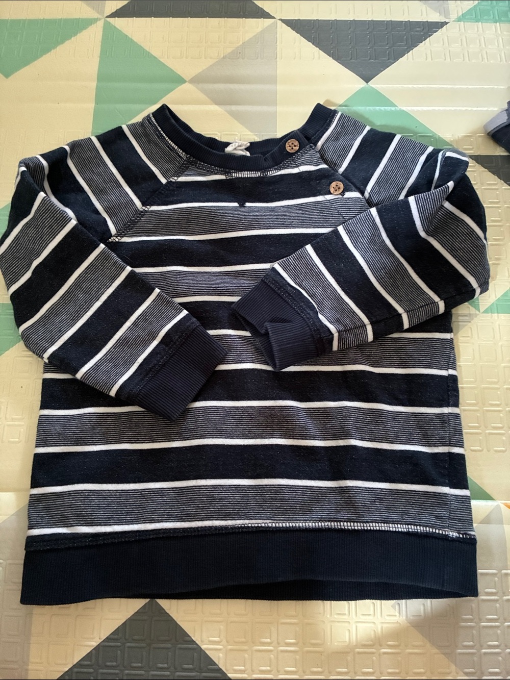 20/25$ 🧸 Kids Navy & White Striped Long-Sleeve Shirt
